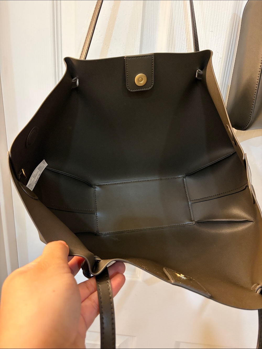 Charles & Keith Calla Tote in Dark Moss - Picture 5 of 8